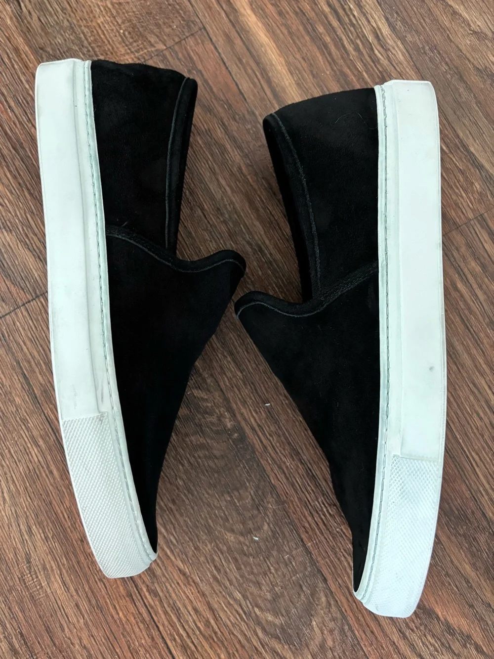 Jenni Kayne Lounger Sneakers Black Suede Slip On Comfort Casual Neutral SZ 10